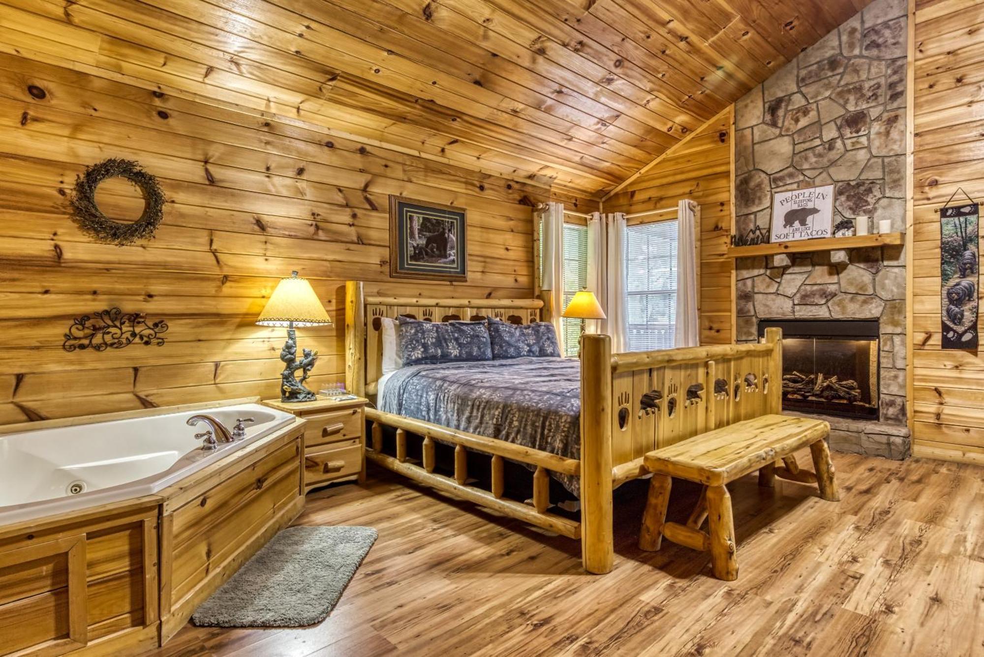 Suite Sensations, Hot Tub, Pool Table, 1089 Free Tickets Each Paid Day, Dollywood And More Pigeon Forge Exterior photo